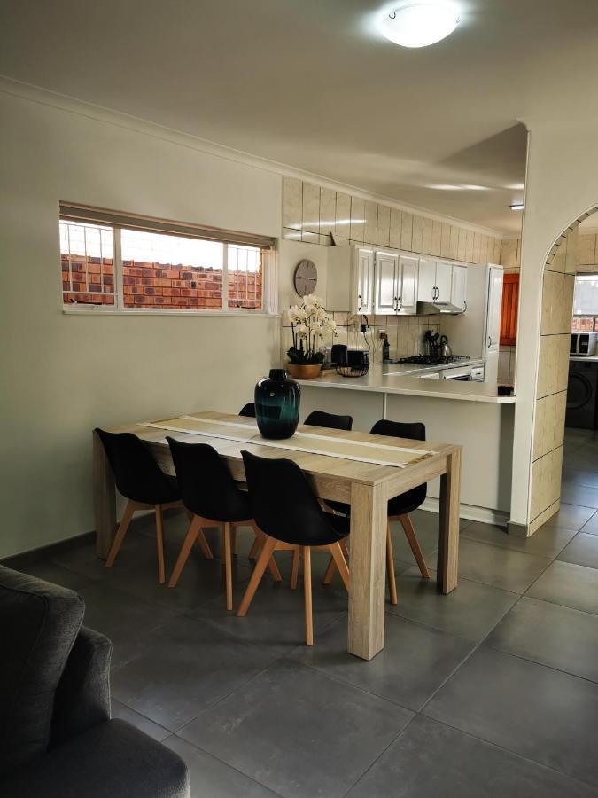 Hillton Manor Guest House Richards Bay Ngoại thất bức ảnh