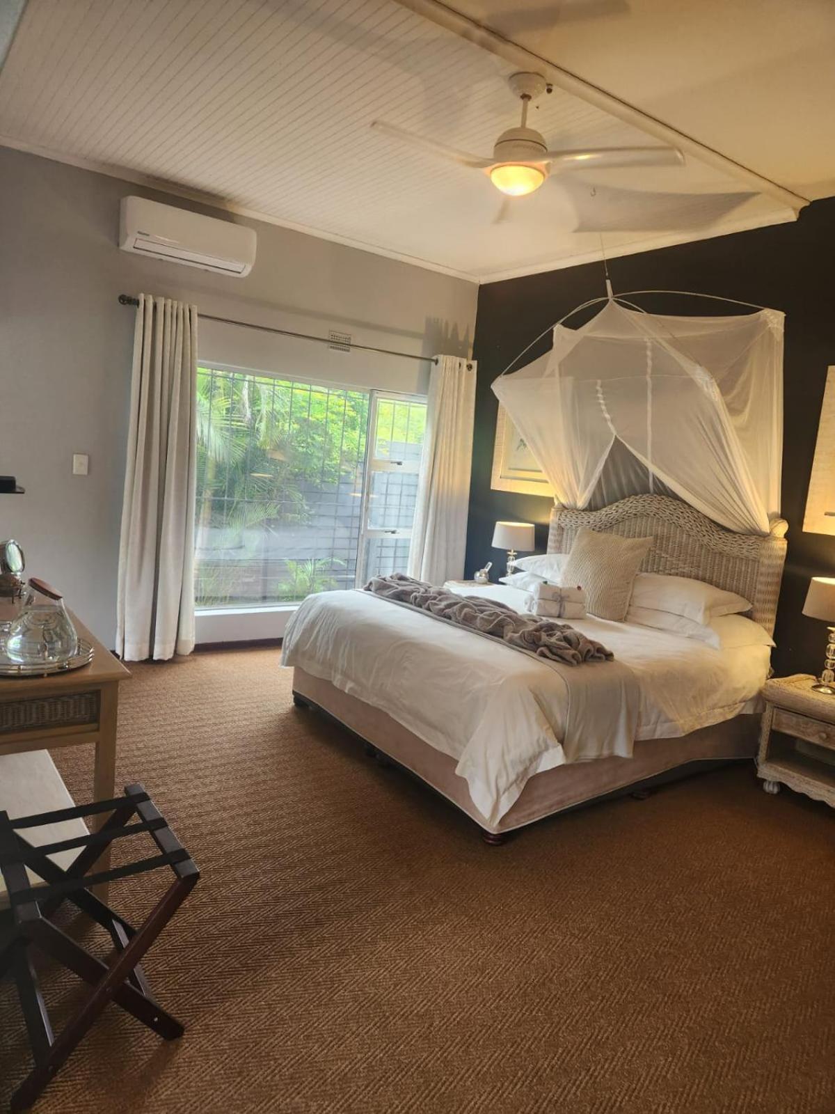 Hillton Manor Guest House Richards Bay Ngoại thất bức ảnh