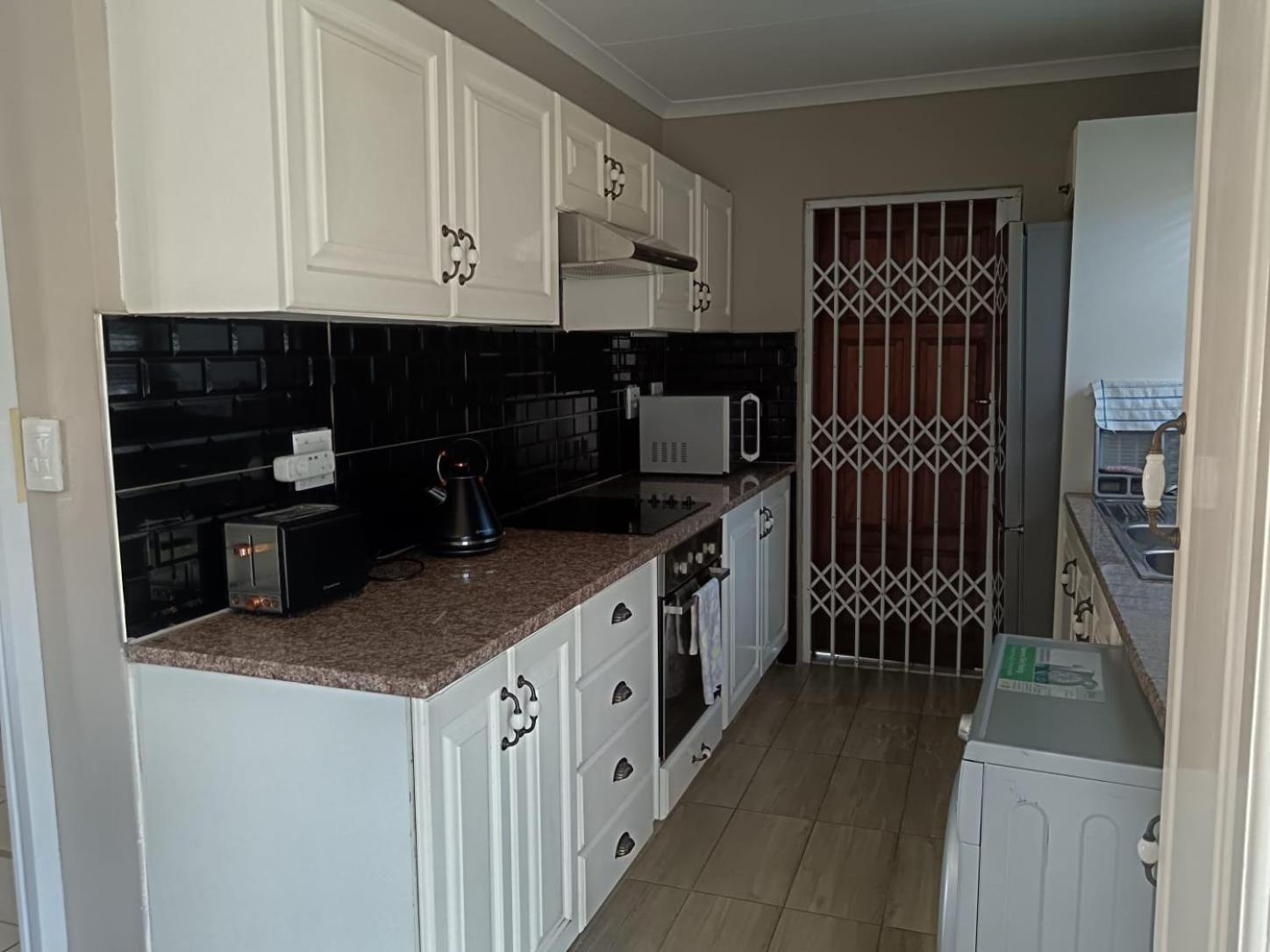 Hillton Manor Guest House Richards Bay Ngoại thất bức ảnh